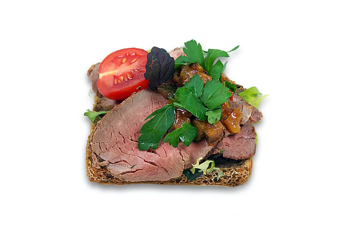 smorbrod-oksefilet-min