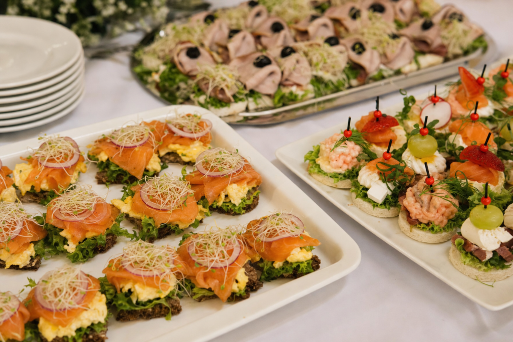 Catering, Catering snitter, kanapéer og fingermat